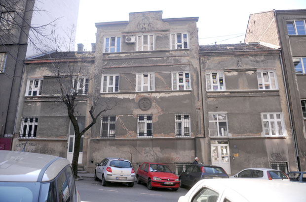 Пукли зидови и на - вртићу, најстаријем на Балкану!